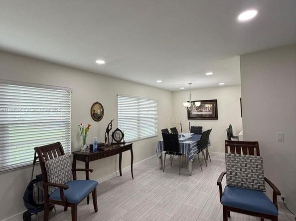150 SW 134th Way 101R, Pembroke Pines FL 33027