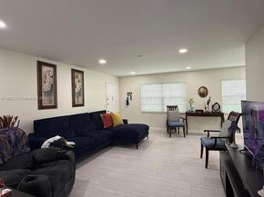 150 SW 134th Way 101R, Pembroke Pines FL 33027