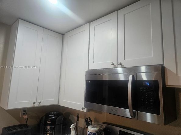 404 NW 68th Ave 405, Plantation FL 33317