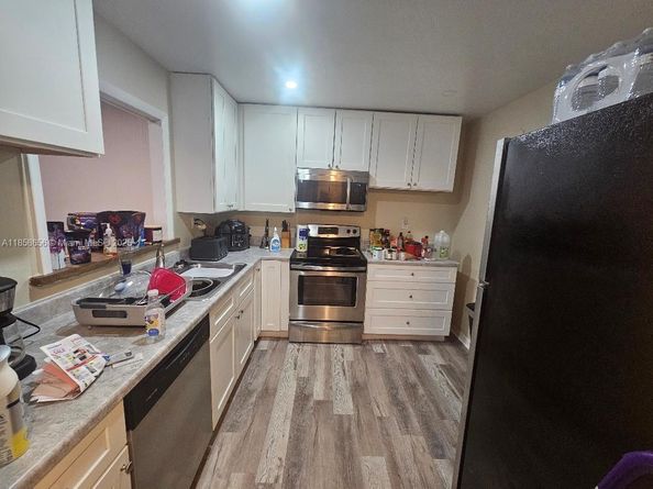 404 NW 68th Ave 405, Plantation FL 33317