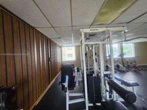 404 NW 68th Ave 405, Plantation FL 33317
