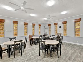 4705 NW 35th St 501, Lauderdale Lakes FL 33319