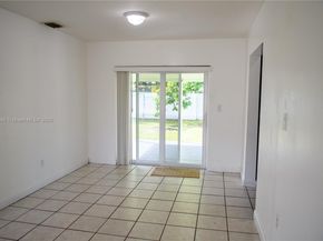 4526 NW 200th St, Miami Gardens FL 33055