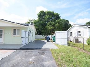 4526 NW 200th St, Miami Gardens FL 33055