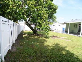 4526 NW 200th St, Miami Gardens FL 33055