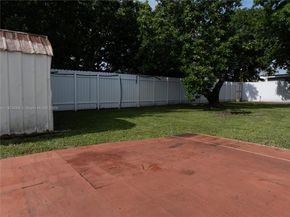 4526 NW 200th St, Miami Gardens FL 33055