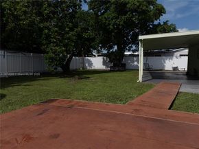 4526 NW 200th St, Miami Gardens FL 33055