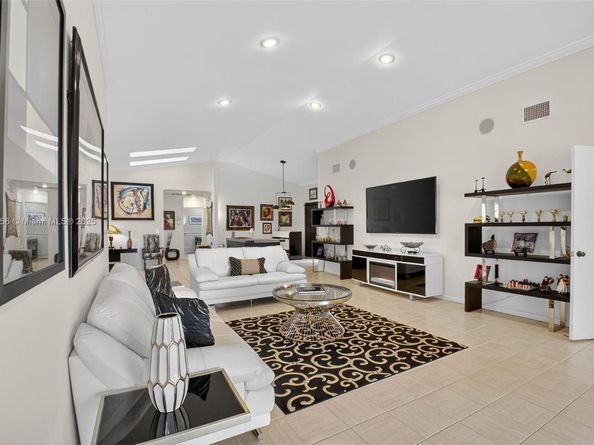 10344 Sunset Bend Dr, Boca Raton FL 33428