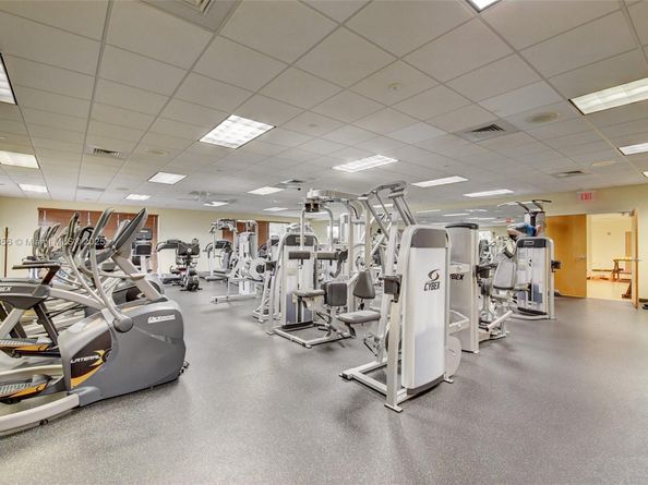10344 Sunset Bend Dr, Boca Raton FL 33428