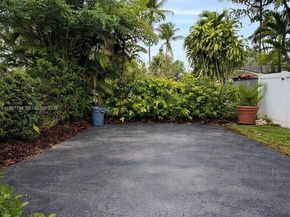 510 E Acre Dr, Plantation FL 33317