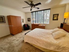 3850 Washington St 214, Hollywood FL 33021