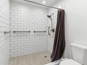 7707 SW 105th Pl, Miami FL 33173