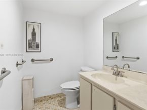 7707 SW 105th Pl, Miami FL 33173