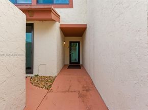 7707 SW 105th Pl, Miami FL 33173