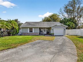 14607 SW 142nd Pl, Miami FL 33186