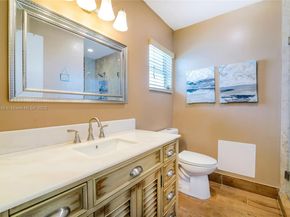 1441 W Campanelli Dr, Plantation FL 33322