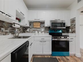 3200 Holiday Springs Blvd 3306, Margate FL 33063