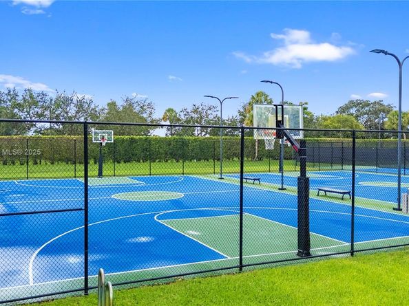 9342 Gettysburg Rd, Boca Raton FL 33434