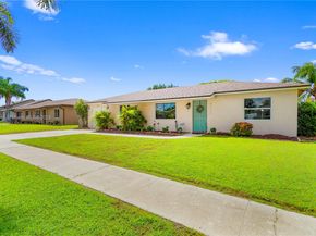 9342 Gettysburg Rd, Boca Raton FL 33434