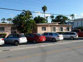 1795 SW Calais Dr 1, Miami Beach FL 33141