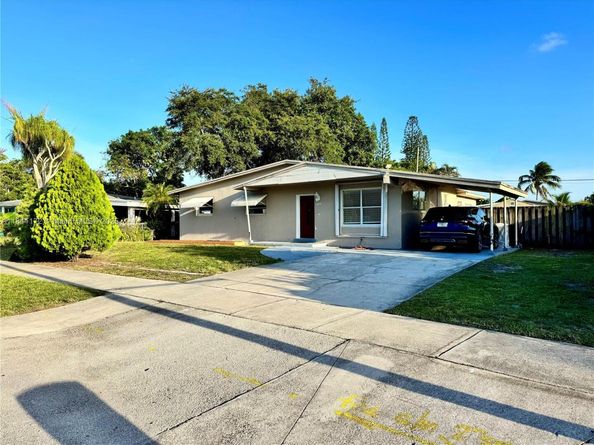 3800 SW 31st Dr, West Park FL 33023