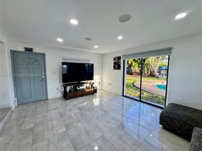3800 SW 31st Dr, West Park FL 33023