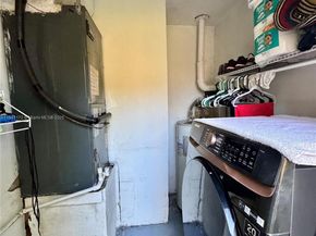 3800 SW 31st Dr, West Park FL 33023