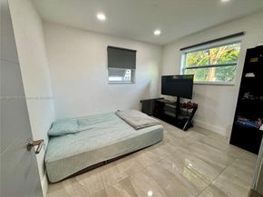 3800 SW 31st Dr, West Park FL 33023