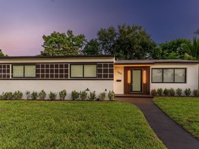 1000 NW 198th St, Miami Gardens FL 33169
