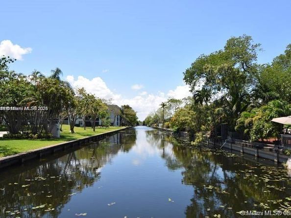 112 Royal Park Dr 2G, Oakland Park FL 33309