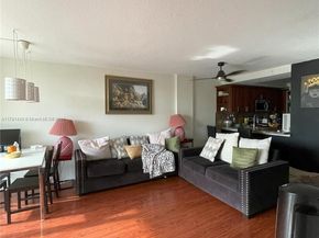 112 Royal Park Dr 2G, Oakland Park FL 33309