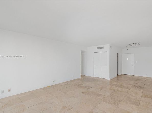 1000 West Ave 1517, Miami Beach FL 33139