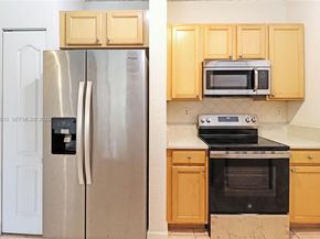 6001 SW 70th St 249, South Miami FL 33143