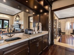 210 Palm Avenue, Miami Beach FL 33139