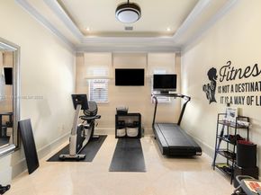 210 Palm Avenue, Miami Beach FL 33139