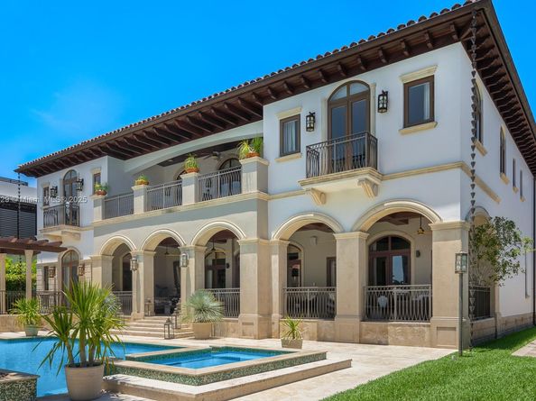 210 Palm Avenue, Miami Beach FL 33139