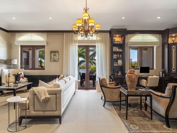 210 Palm Avenue, Miami Beach FL 33139