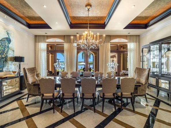 210 Palm Avenue, Miami Beach FL 33139