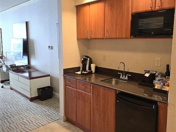 18001 Collins Ave 1608, Sunny Isles Beach FL 33160