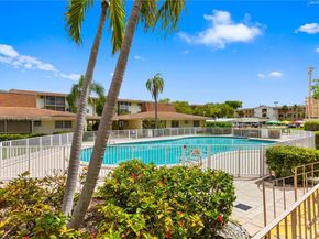 17001 NE 13th Ave 214, Miami FL 33162