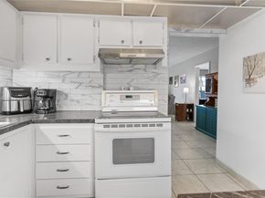 17001 NE 13th Ave 214, Miami FL 33162