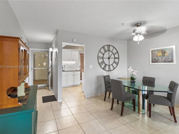 17001 NE 13th Ave 214, Miami FL 33162