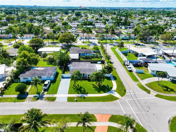 14760 Lincoln Dr, Homestead FL 33033