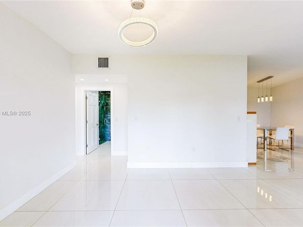 14760 Lincoln Dr, Homestead FL 33033