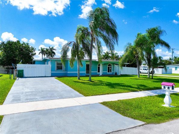 14760 Lincoln Dr, Homestead FL 33033