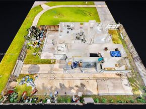 14760 Lincoln Dr, Homestead FL 33033