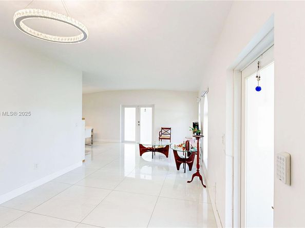 14760 Lincoln Dr, Homestead FL 33033