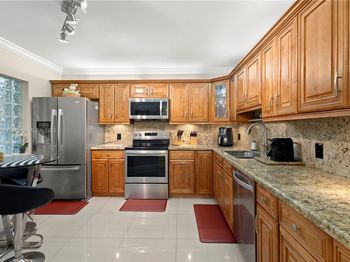 4350 NW 30th St