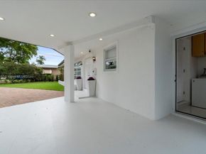 1910 NW 36th St, Oakland Park FL 33309