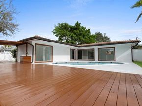 1910 NW 36th St, Oakland Park FL 33309
